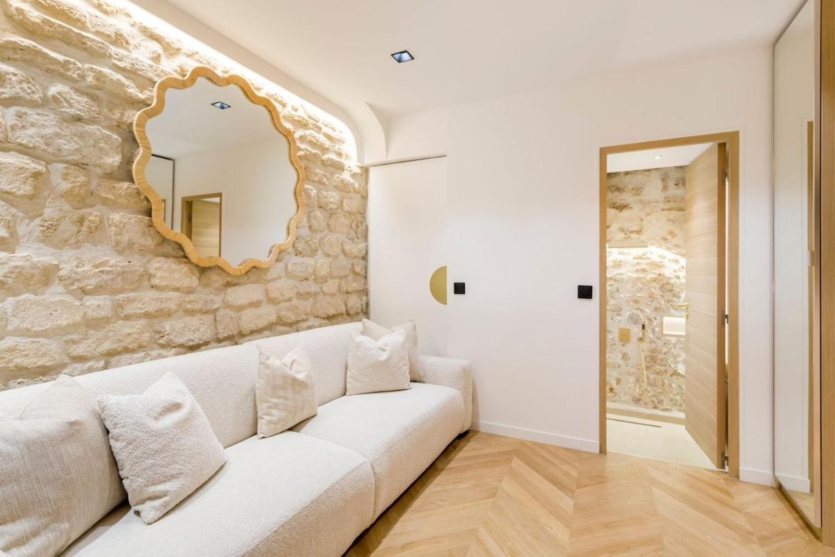 B1 Beautiful, Luxury Near Eiffel Tower Sleeps Ac * Paris