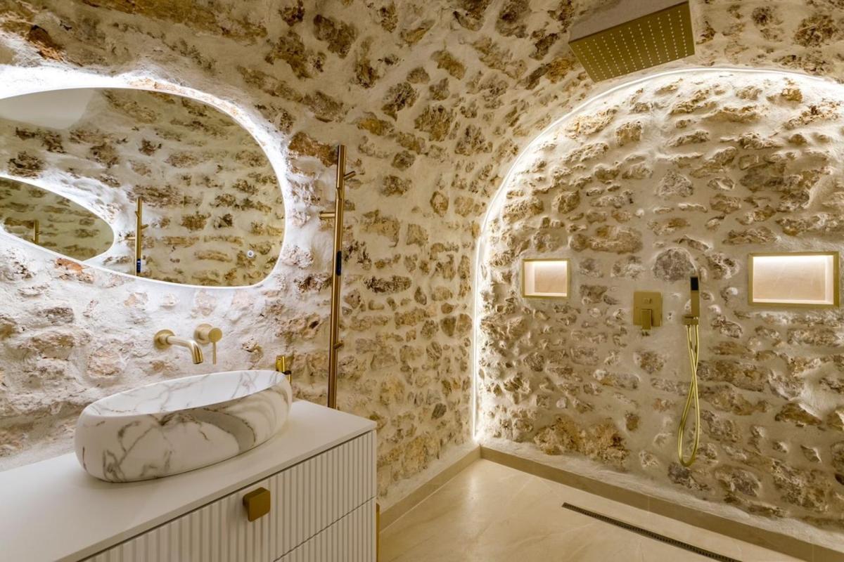 B1 Beautiful, Luxury Near Eiffel Tower Sleeps Ac Apartment